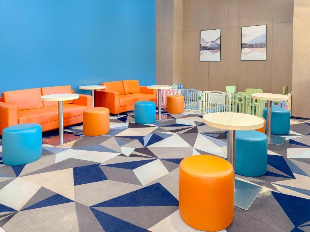 Holiday Inn Express Zhangye By Ihg Exteriör bild