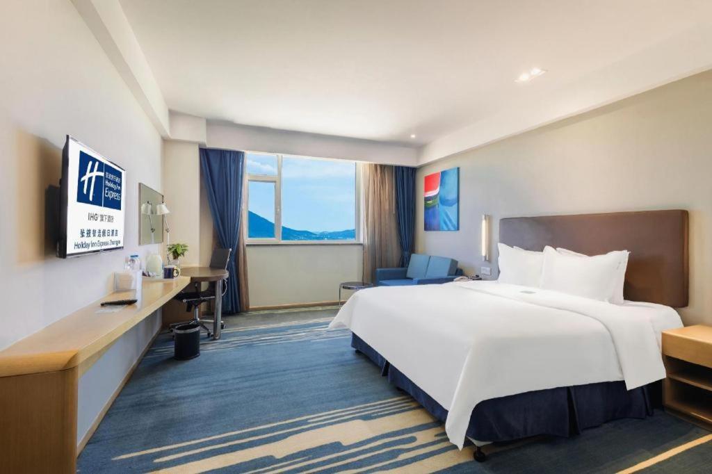 Holiday Inn Express Zhangye By Ihg Exteriör bild